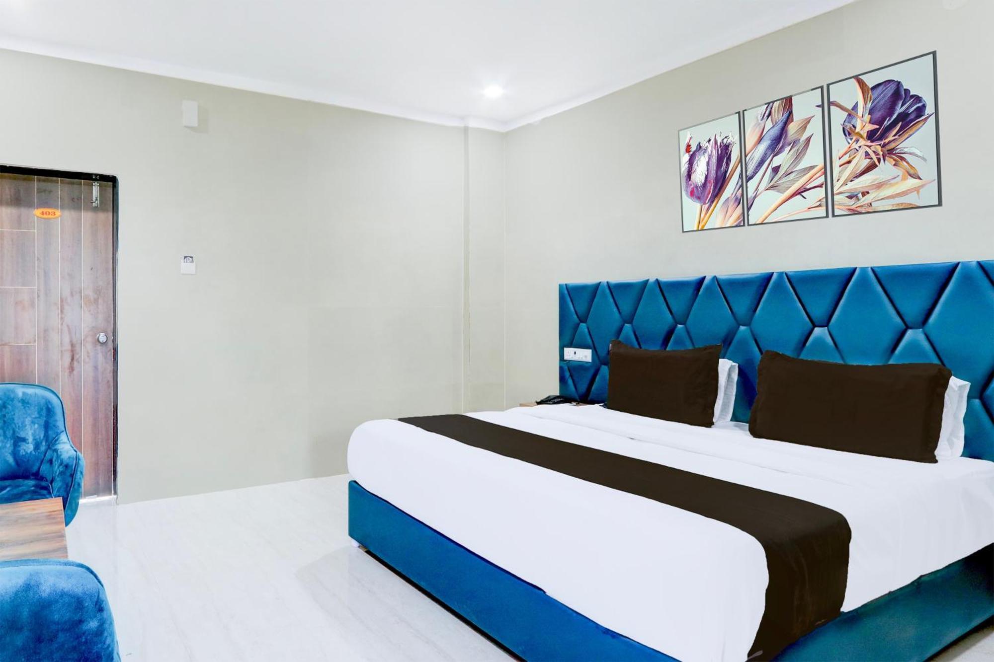 Hotel O Pr Grand Khammam Exterior foto